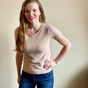 Ann Taylor tan ribbed short sleeve top sz small